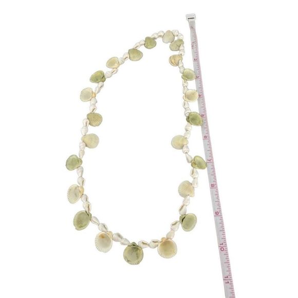 Maui Shell Island Necklace - Picture 3 of 11